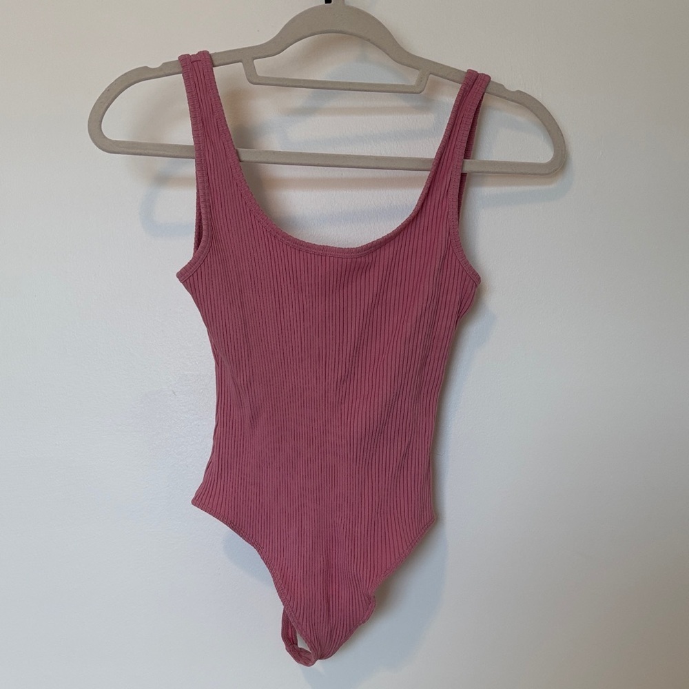 WILFRED | Mauve Ribbed Bodysuit